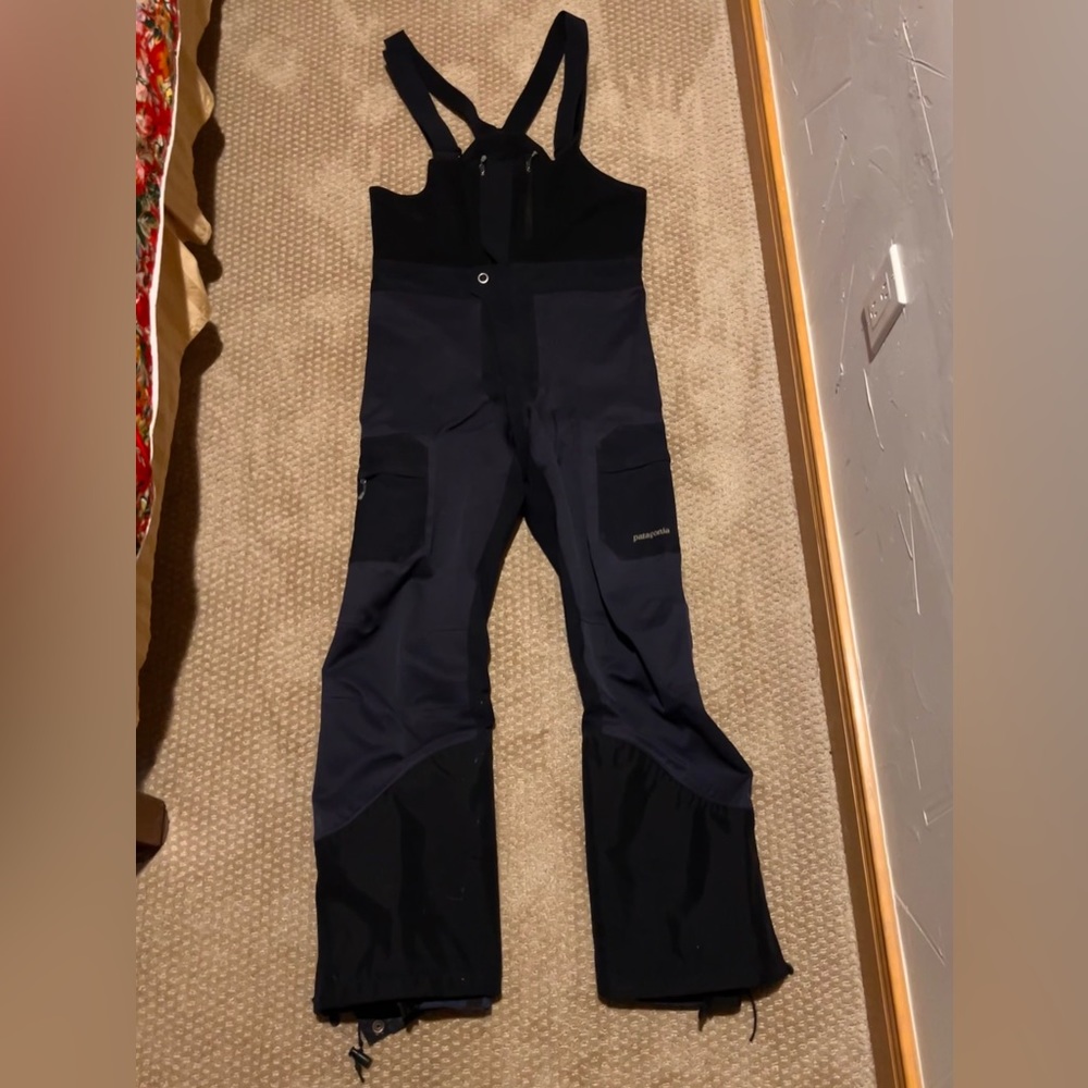 Patagonia men’s ski bibs